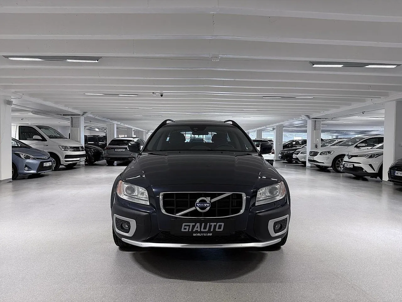 Vehicle image 2