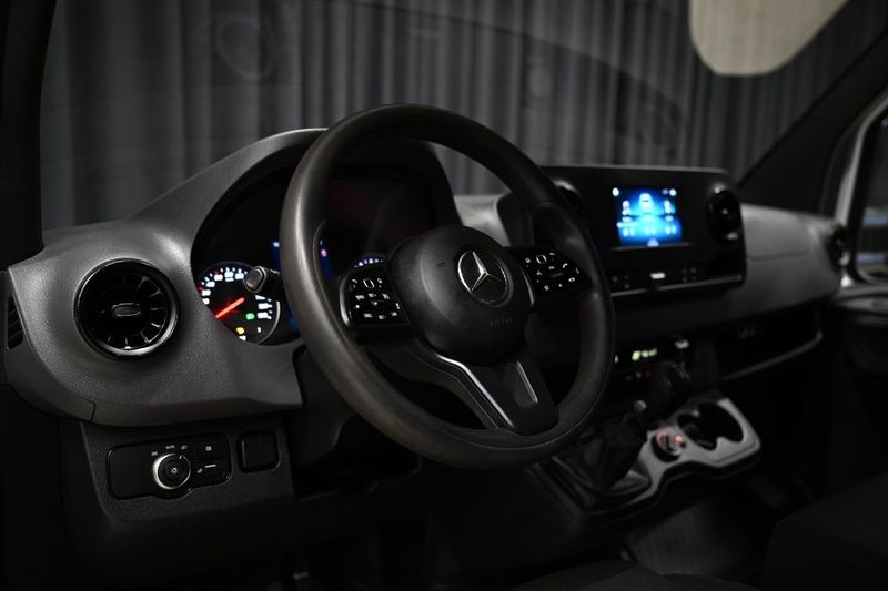 Mercedes Sprinter bild 18