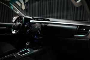 Toyota Hilux bild 27