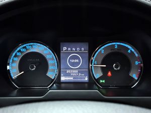 Jaguar XF bild 19