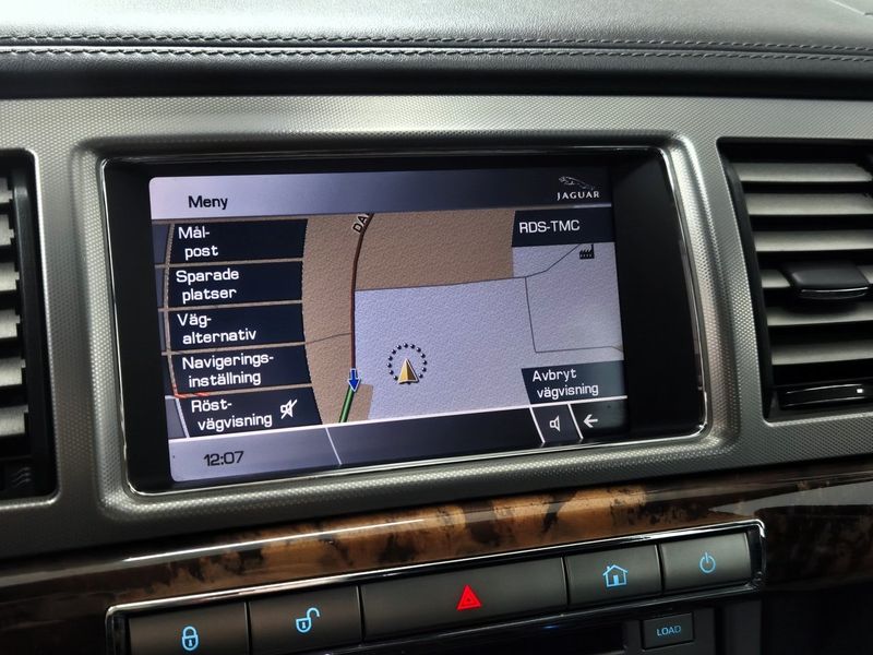 Jaguar XF bild 22