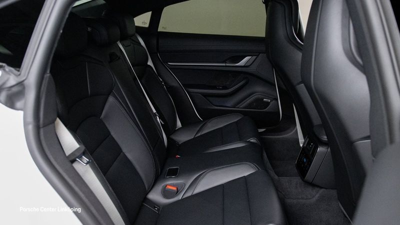 Porsche Taycan bild 22