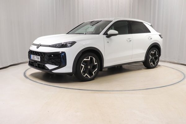Volkswagen T-Roc 1.5 eTSI 150hk R-Line Aut Kamera Nya Modellen omg lev - 2026