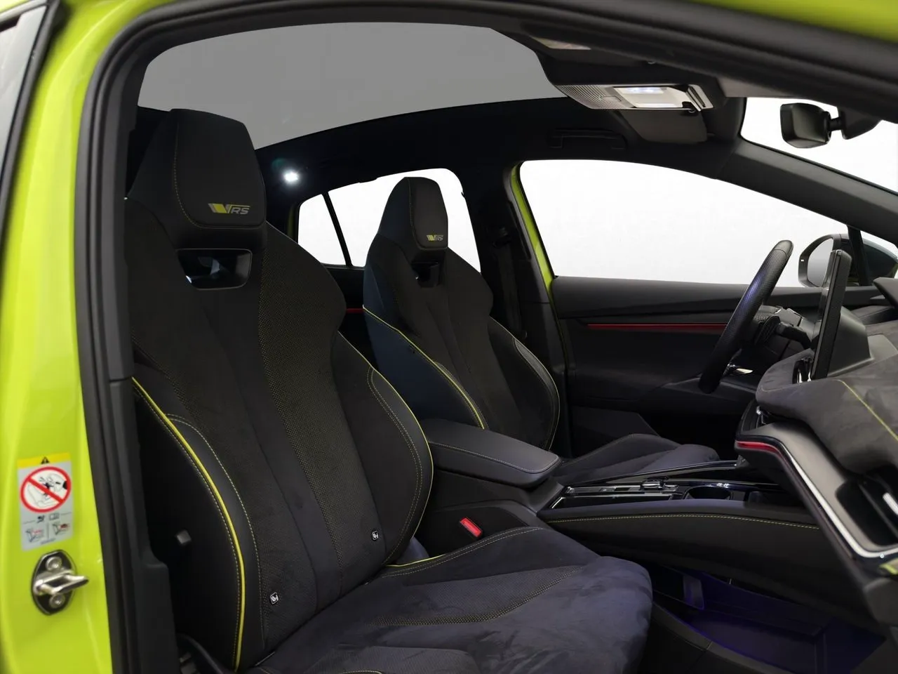 Vehicle image 33