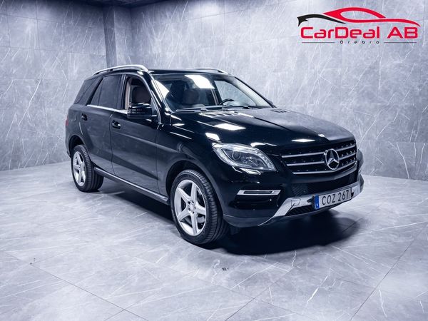 Mercedes ML350 4MATIC 7G-Tronic Plus Värmare Kamera GPS Läder Drag - 2014