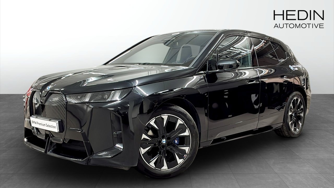 BMW iX
