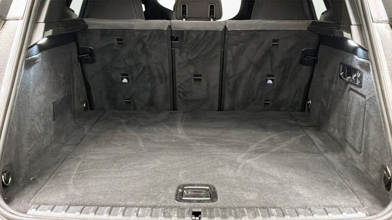 BMW iX bild 10