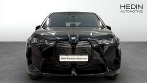BMW iX bild 8