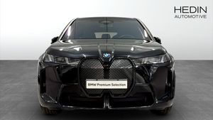 BMW iX bild 8
