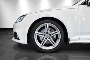 Audi A4 bild 14
