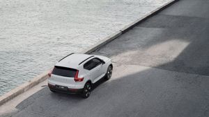 Volvo EX40 bild 16
