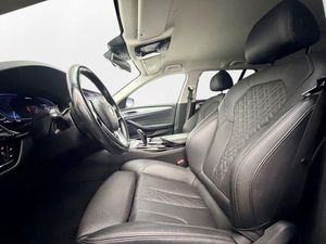 BMW 530 bild 13