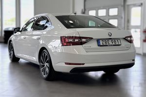 Skoda Superb bild 3