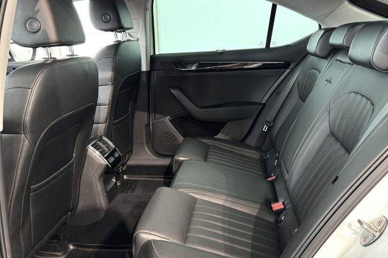 Skoda Superb bild 7