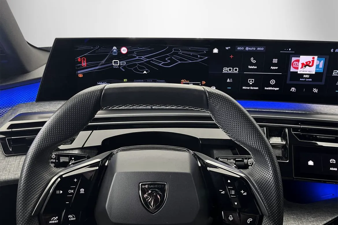 Vehicle image 20