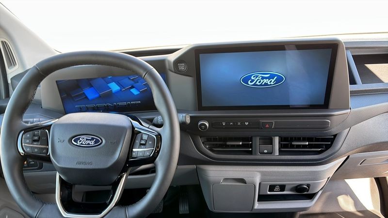 Ford Custom bild 4