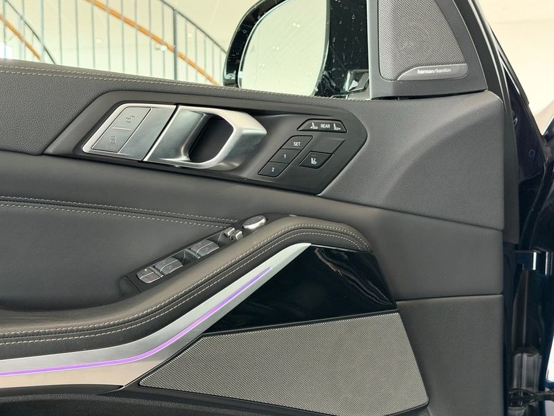 BMW X7 bild 10