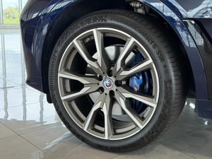 BMW X7 bild 7