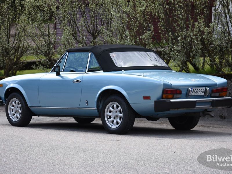 Fiat 124 bild 2