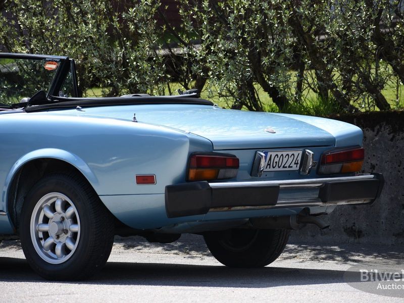 Fiat 124 bild 8