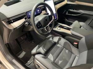 Volvo EX90 bild 18