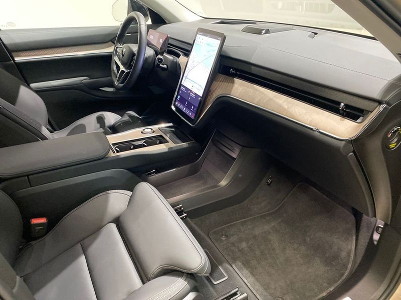 Volvo EX90 bild 10