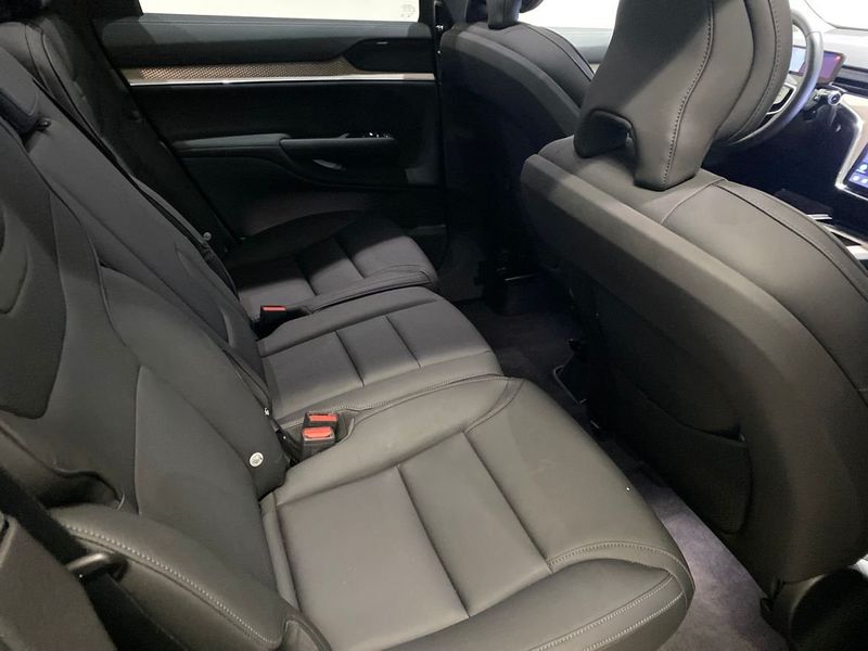 Volvo EX90 bild 11