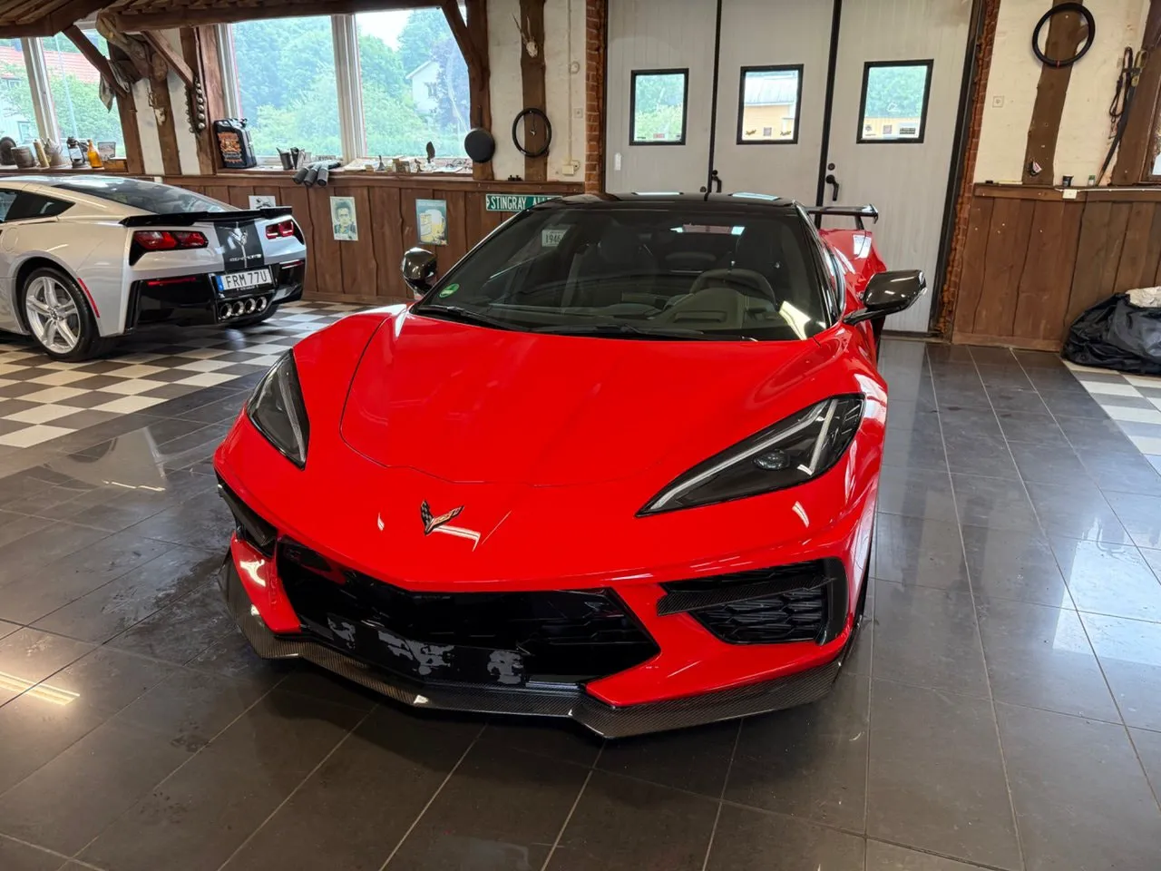 Vehicle image 3