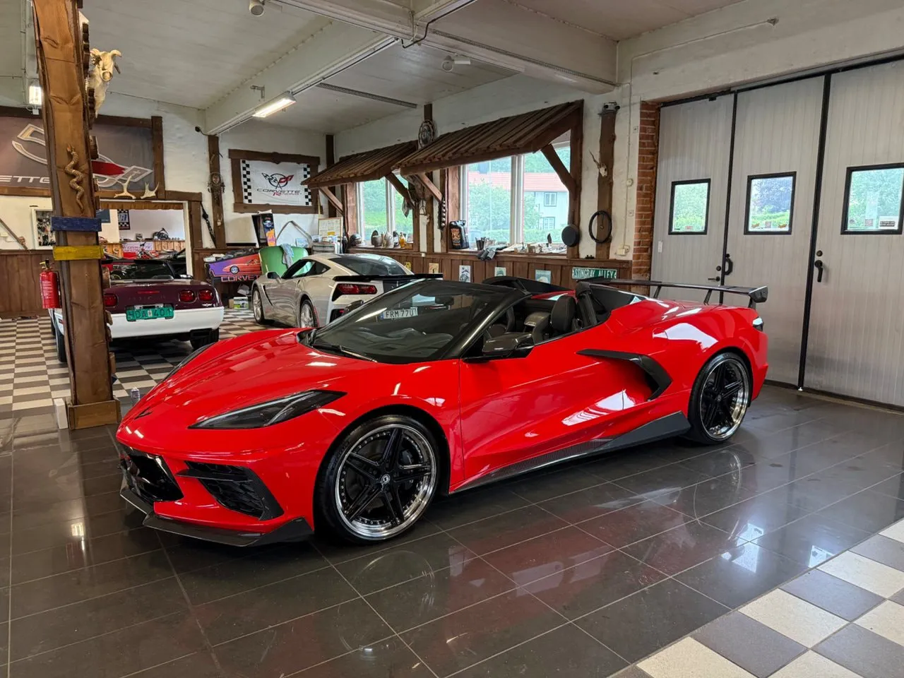 Vehicle image 26