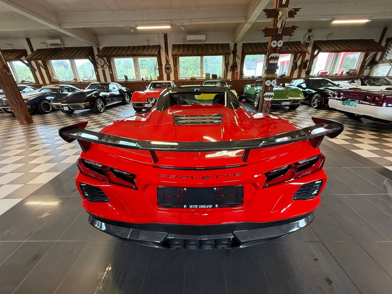 Vehicle image 6