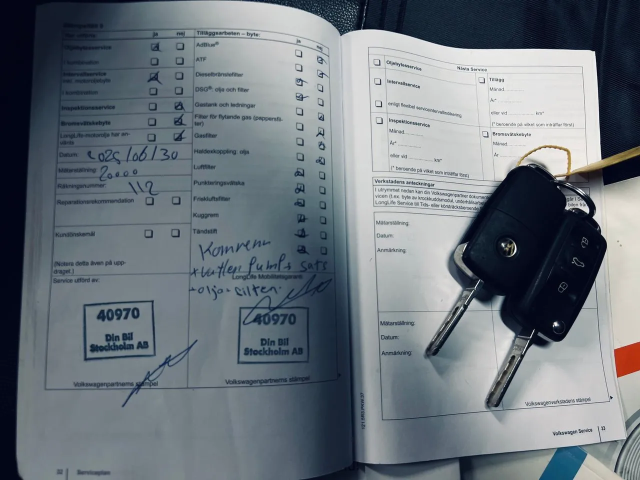 Vehicle image 20