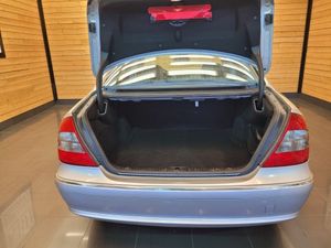 Mercedes E280 bild 10