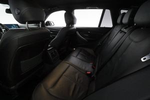 BMW 320 bild 18