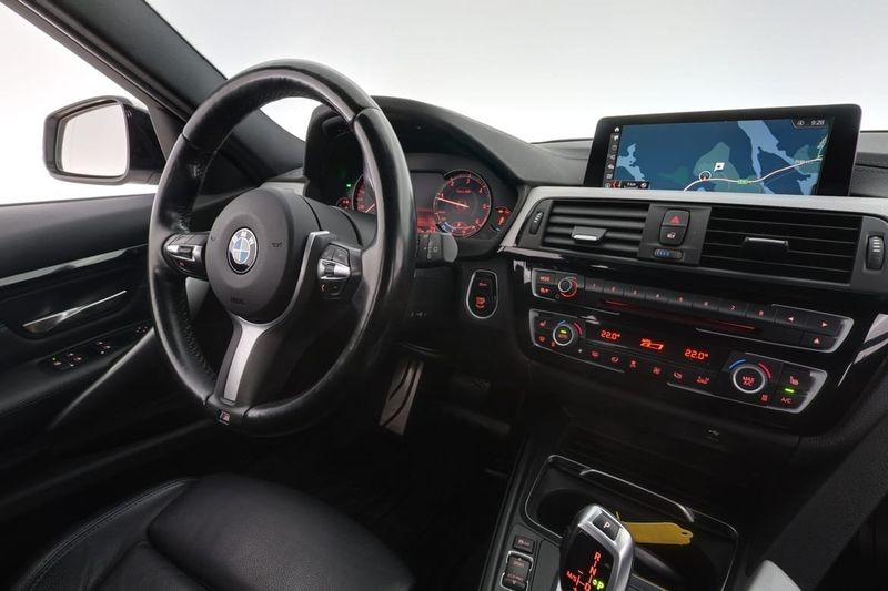 BMW 320 bild 14