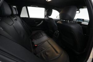 BMW 320 bild 19