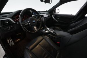 BMW 320 bild 12