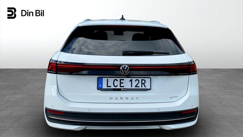 Volkswagen Passat bild 6