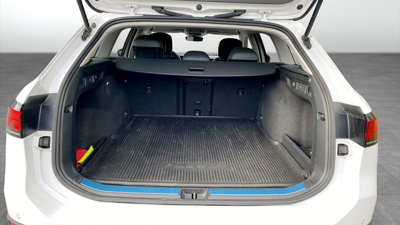 Volkswagen Passat bild 12