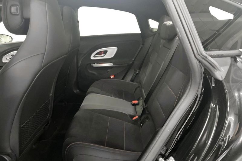 Mercedes CLA250 bild 10