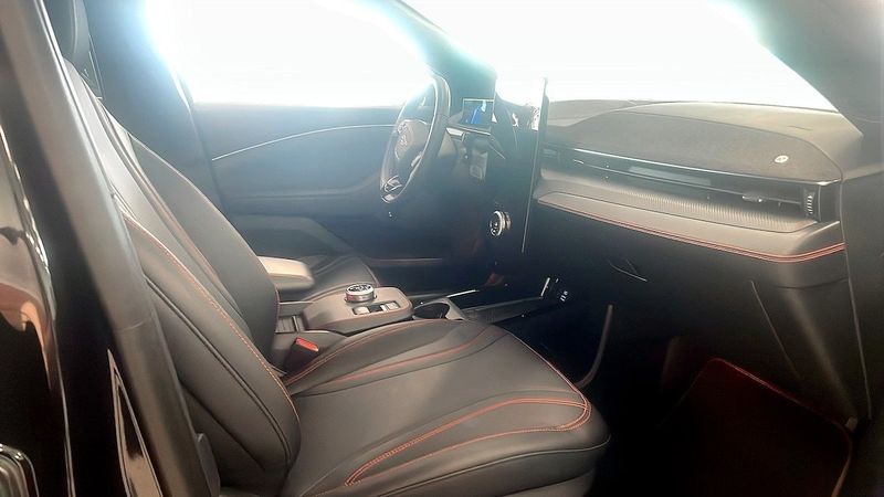 Ford Mustang Mach-E bild 3