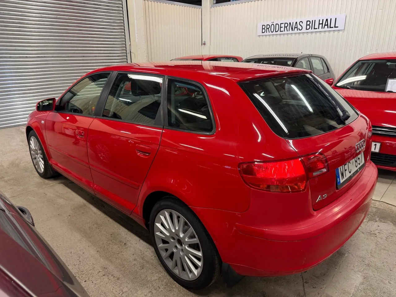 Vehicle image 1