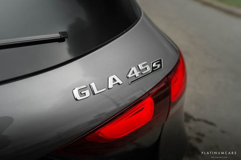 Mercedes GLA45 AMG bild 20
