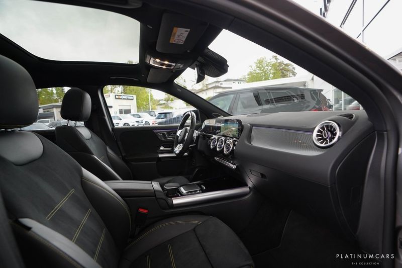 Mercedes GLA45 AMG bild 8