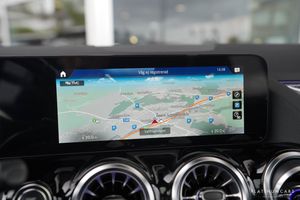 Mercedes GLA45 AMG bild 16