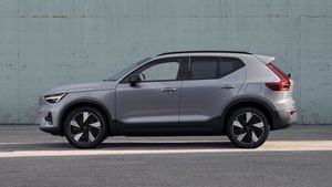 Volvo EX40 bild 13
