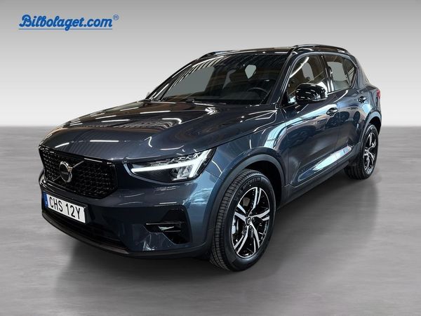 Volvo XC40 B4 FWD Bensin Plus Dark - 2026
