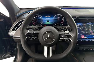 Mercedes E300 bild 6