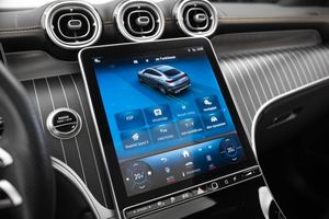 Mercedes GLC300 bild 14
