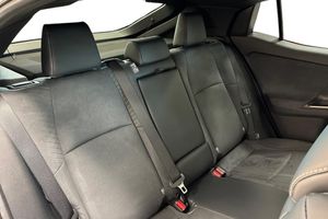 Toyota C-HR+ bild 11