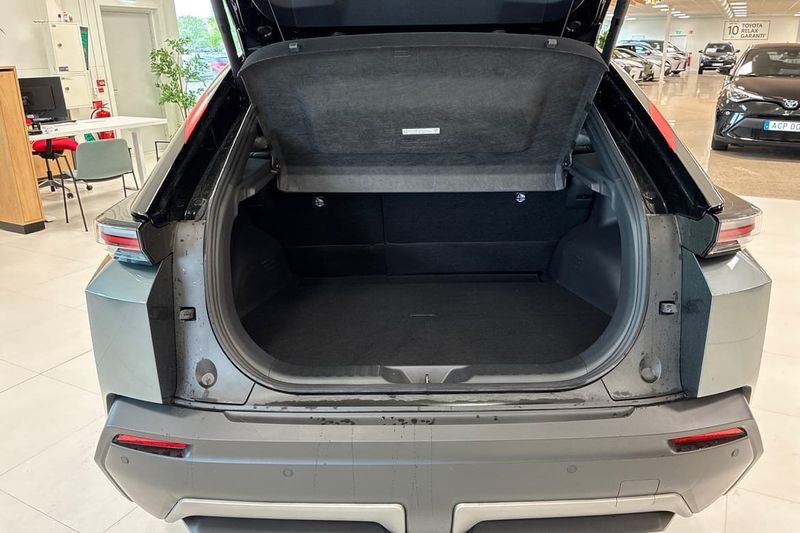 Toyota C-HR+ bild 10